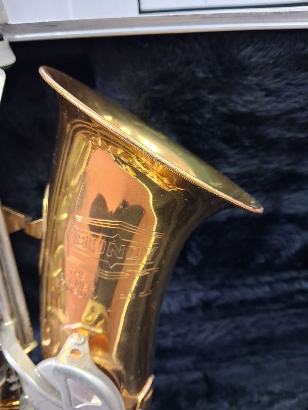 Used Selmer Bundy II Eb Alto Saxophone - With Hardshell Case and Mouthpiece