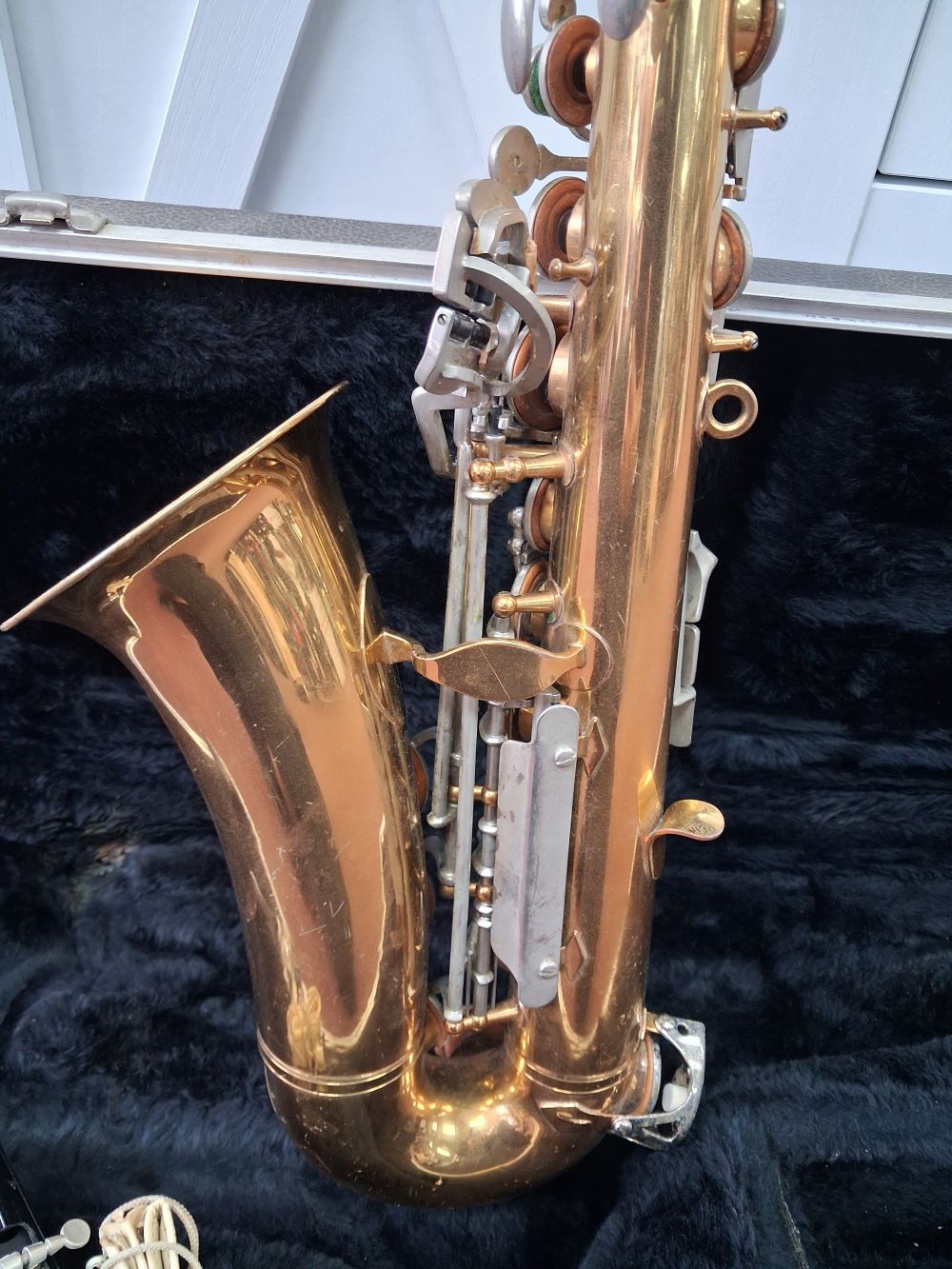 Used Selmer Bundy II Eb Alto Saxophone - With Hardshell Case and Mouthpiece