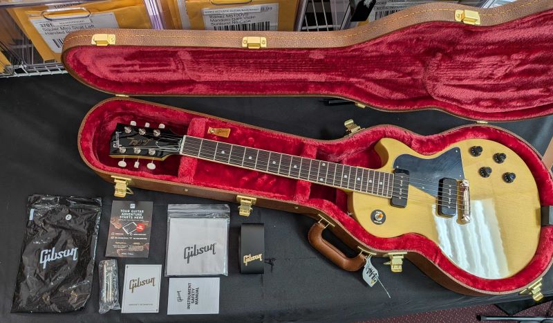 Gibson Les Paul Special Electric Guitar - TV Yellow (B-Stock)