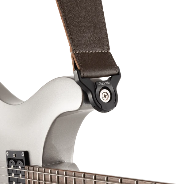 D'Addario Comfort 3" Leather Auto Lock Guitar Strap - Brown detail