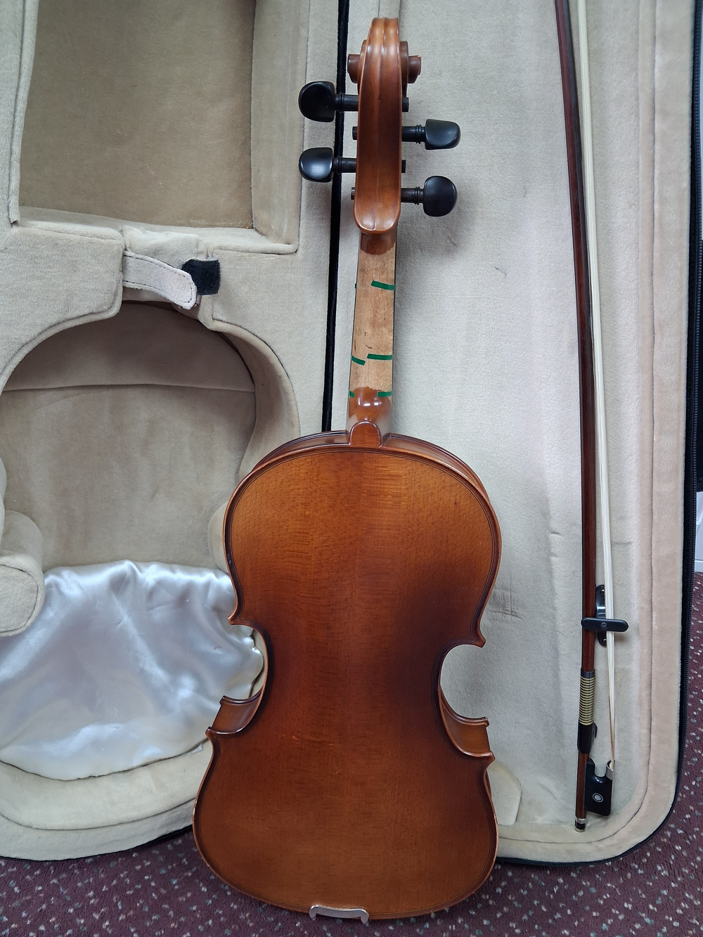 Used Sandner Model 40015 15" Viola - With Case and Bow — Back 1