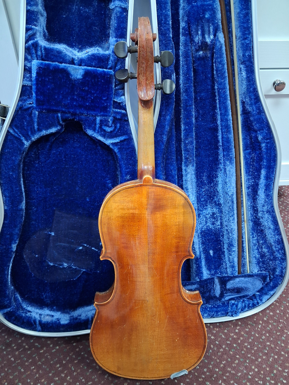 Used German Import 3/4 Student Violin - With Case and Bow — back view