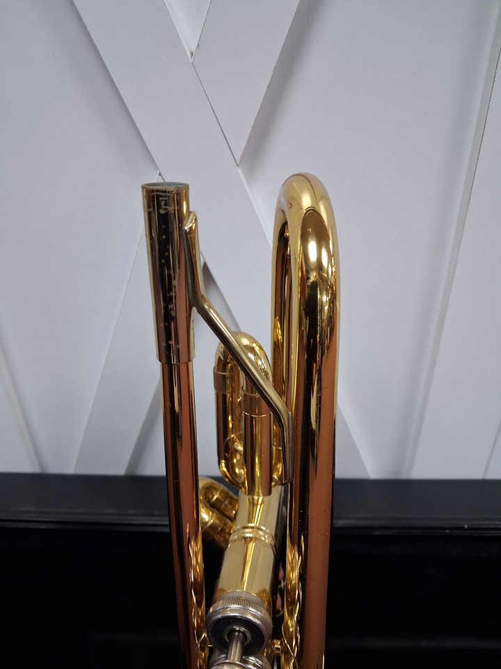 Used King Model 600 Bb Trumpet - With Hardshell Case and Mouthpiece — Detail 3
