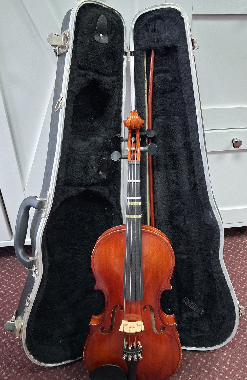 Used Otto Bruckner Model 400124 1/2 Size Student Violin - With Case and Bow