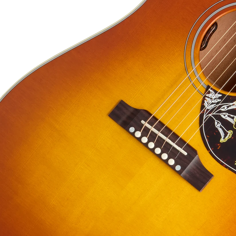 Gibson Hummingbird Acoustic Guitar - Faded Heritage Cherry Sunburst — Detail 2