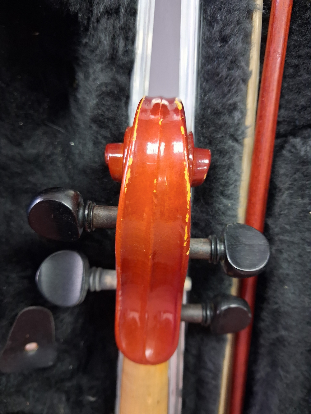 Used Otto Bruckner Model 400124 1/2 Size Student Violin - With Case and Bow headstock, back