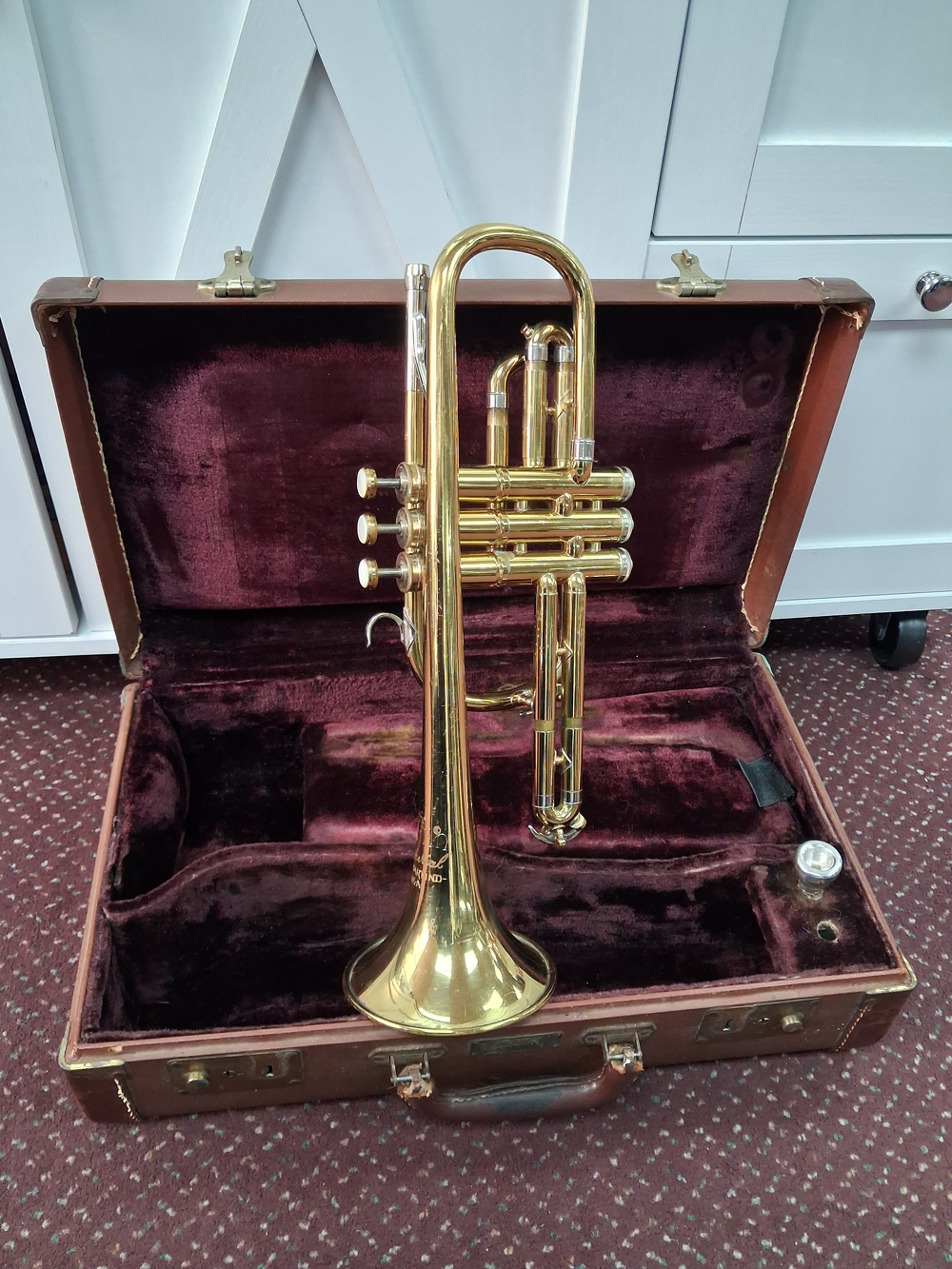 Used Martin Imperial Brass Bb Cornet - With Original Case and Mouthpiece — Front 2
