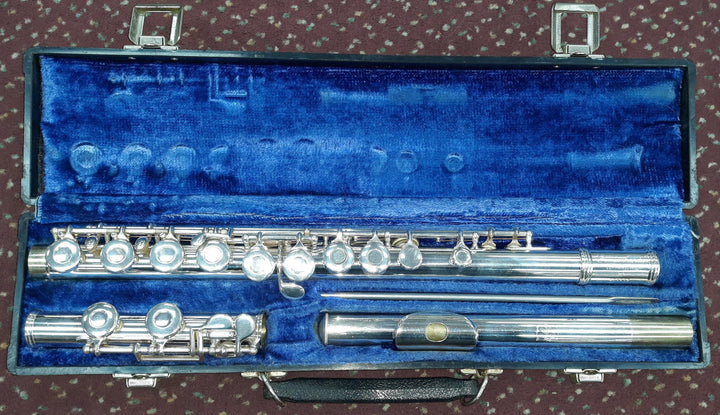 Used Gemeinhardt Model 2SP Student Flute - With Case and Cleaning Rod