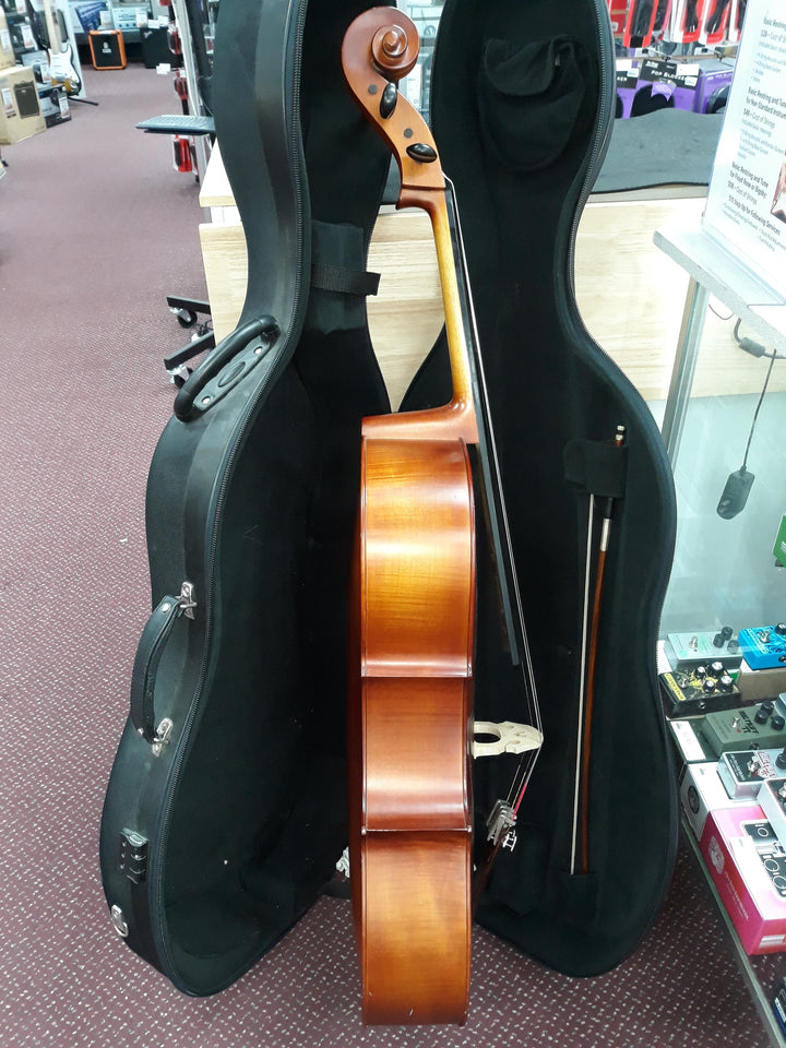 Used Y.D. Huh Model 300 Cello - 4/4 Size