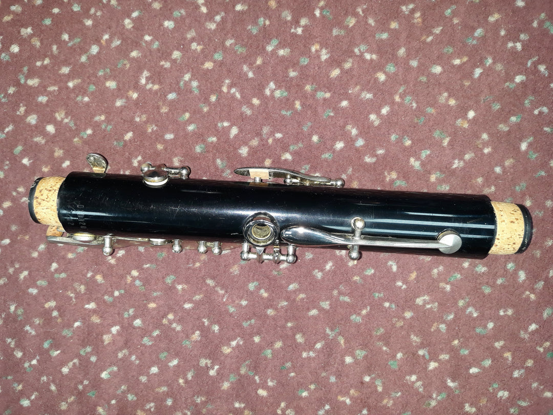 Used Vito Bb ABS Resin Clarinet - With Case and Mouthpiece. 7