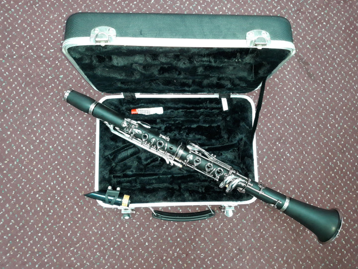 Used Palatino WI-801-C ABS Resin Bb Clarinet - With Case and Mouthpiece