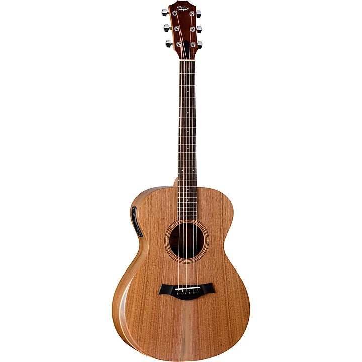 Taylor Academy 22e Acoustic Electric Guitar with Gigbag 3