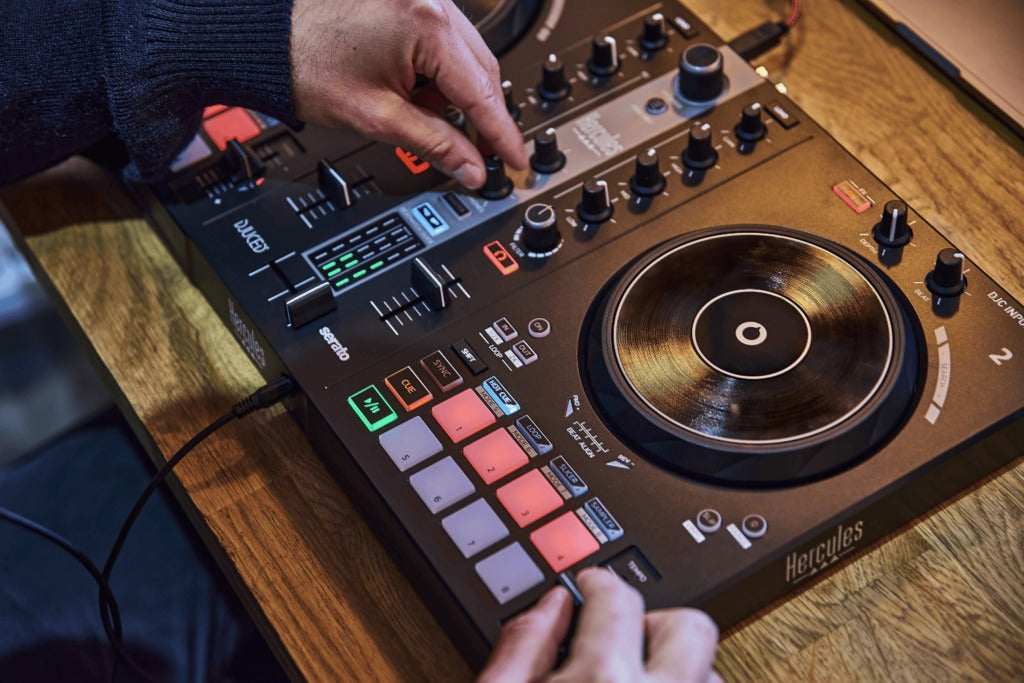 Hercules DJControl Inpulse 300 MK2 Controller 5