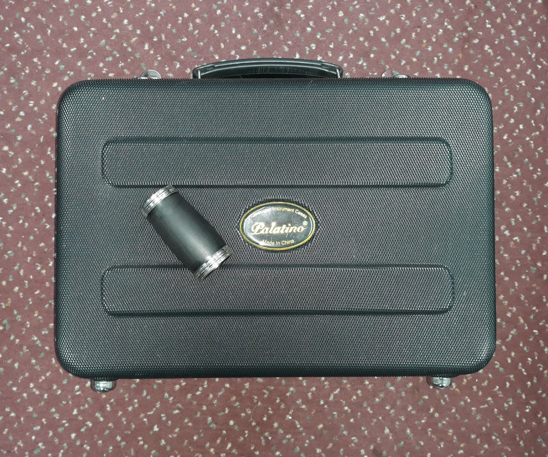 Used Palatino WI-801-C ABS Resin Bb Clarinet - With Case and Mouthpiece