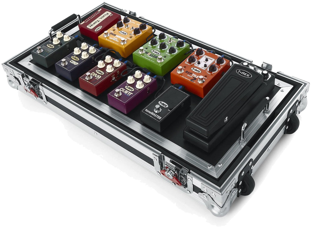 Gator G-Tour Guitar Pedal Board - Large With Wheels 3