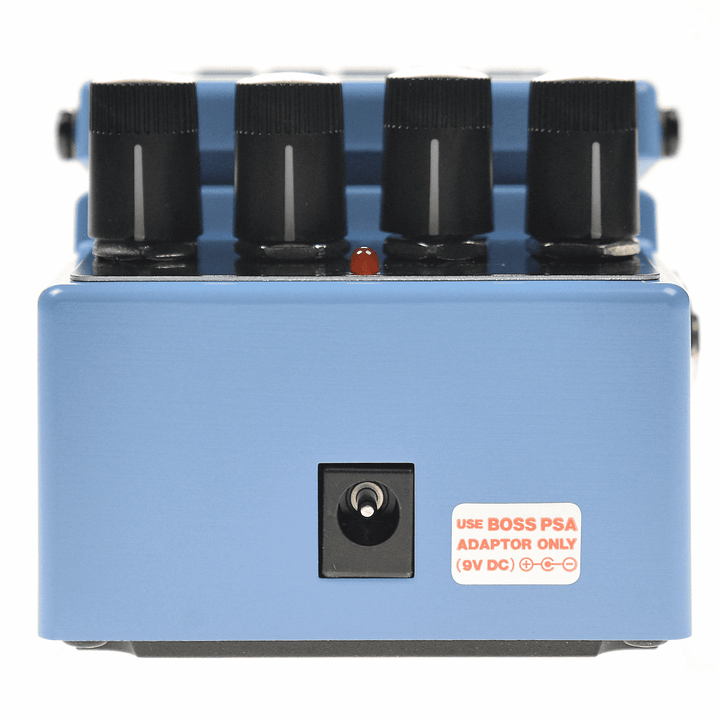 Boss CEB3 Bass Chorus Pedal 4