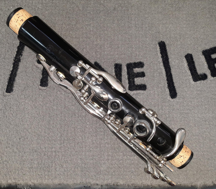 Used Yamaha YCL-24II Bb Resonite Clarinet - With Original Case and Mouthpiece