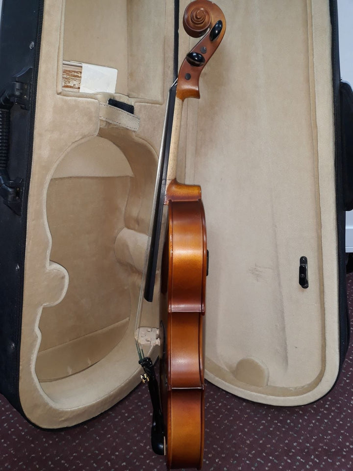 Used Sandner Model 40015 15\" Viola - With Case, Bow and Rosin 3