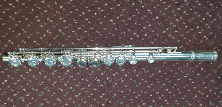 Used Gemeinhardt Model 2SP Student Flute - With Case and Cleaning Rod
