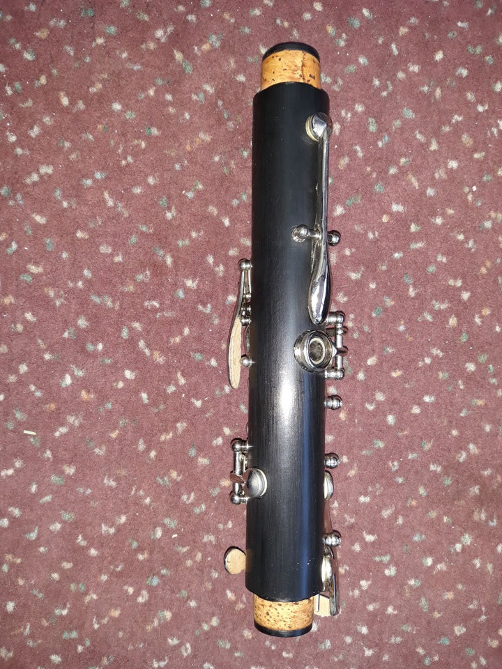 Used Armstrong Model 4001 Bb Clarinet - With Hardshell Case and Mouthpiece