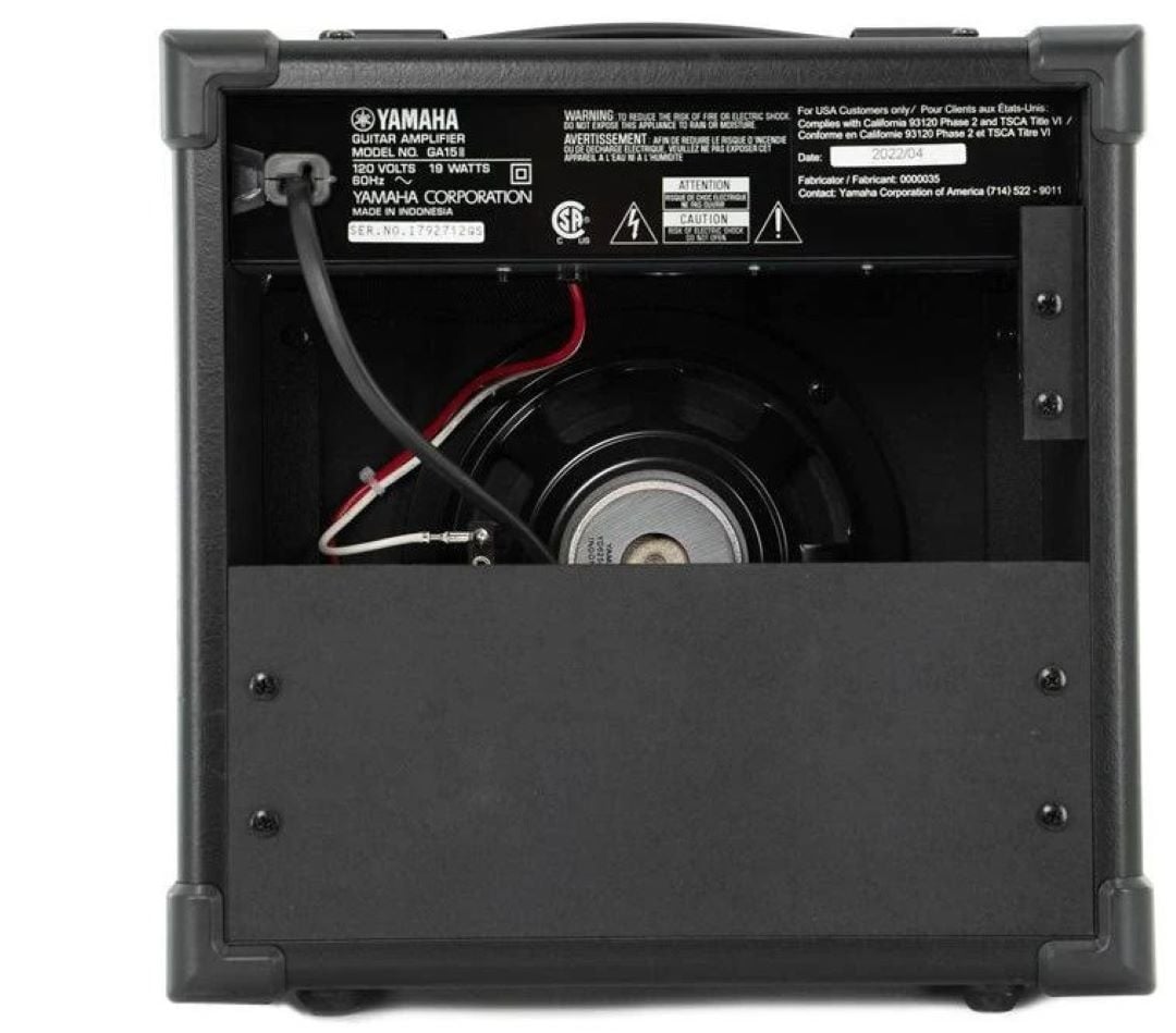 Yamaha Gigmaker PAC012 Electric Guitar Package - Red