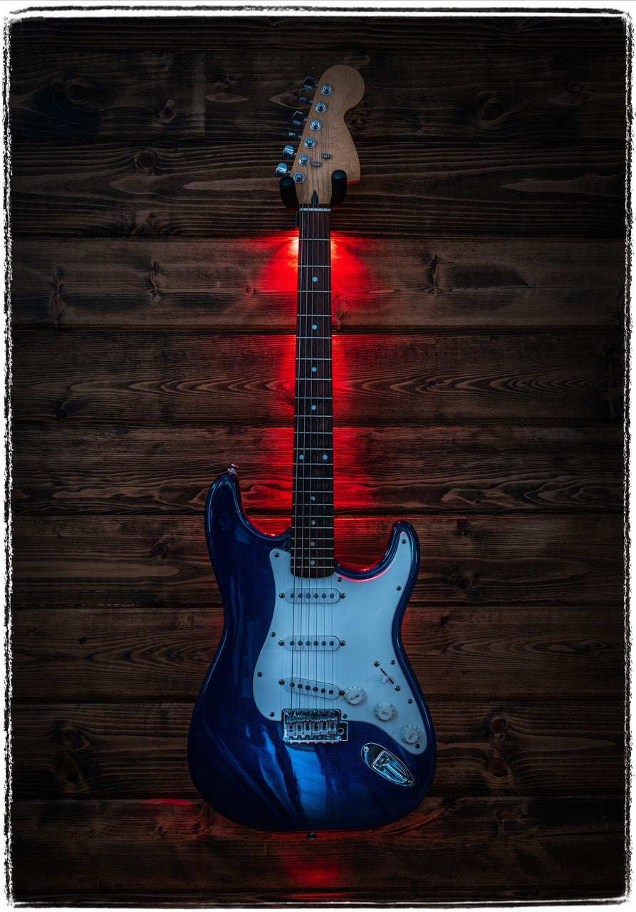 MuzicLight MZW102 Guitar Wall Hanger | Backlit - Red