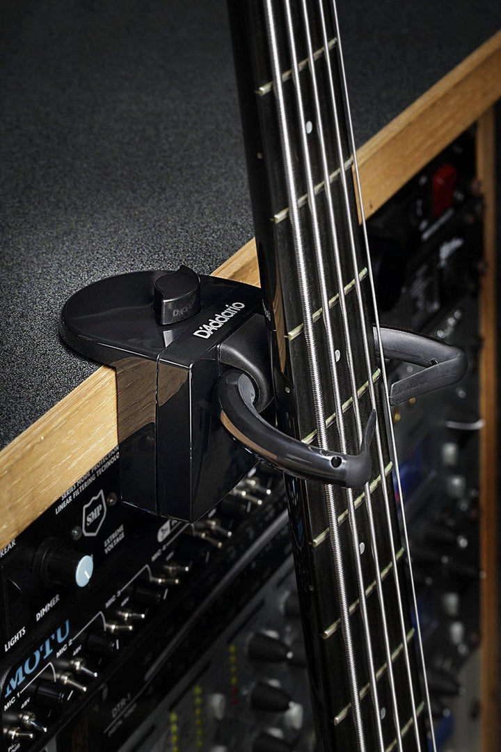Planet Wave Guitar Dock 2