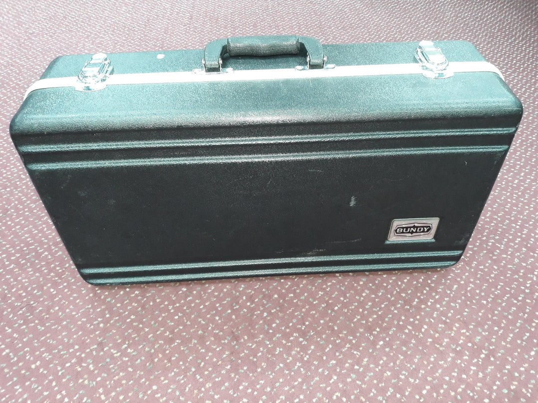 Used Bundy III Bb Brass Trumpet - With Hard Shell Case and Blessing 7C Mouthpiece