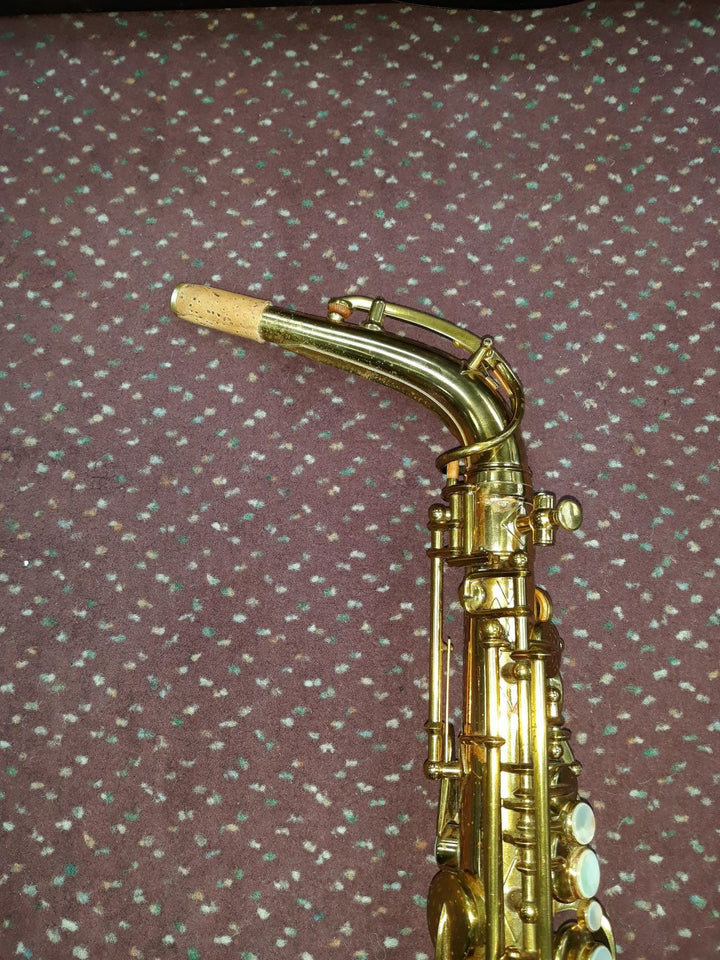 Used Buescher Aristocrat Big "B" Series II Brass Lacquer Alto Saxophone