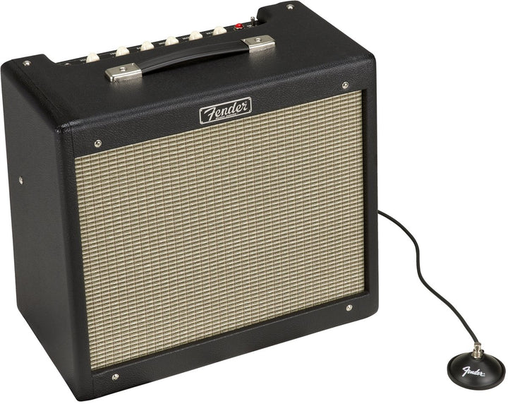 Fender Blues Junior IV 15-Watt Tube Combo Guitar Amplifier 4