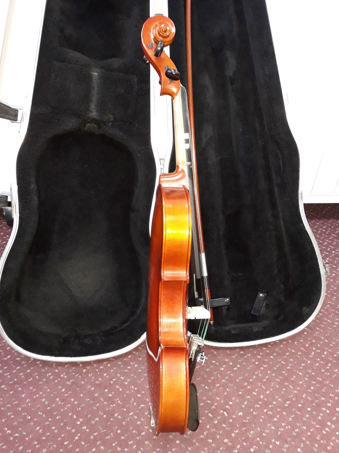 Used Otto Bruckner NS40012 1/2 Violin - With Case and Bow 5