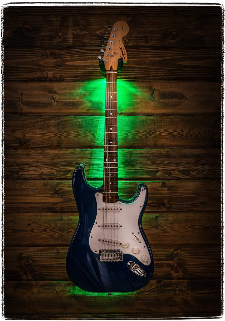 MuzicLight MZW104 Guitar Wall Hanger | Backlit - Green 3