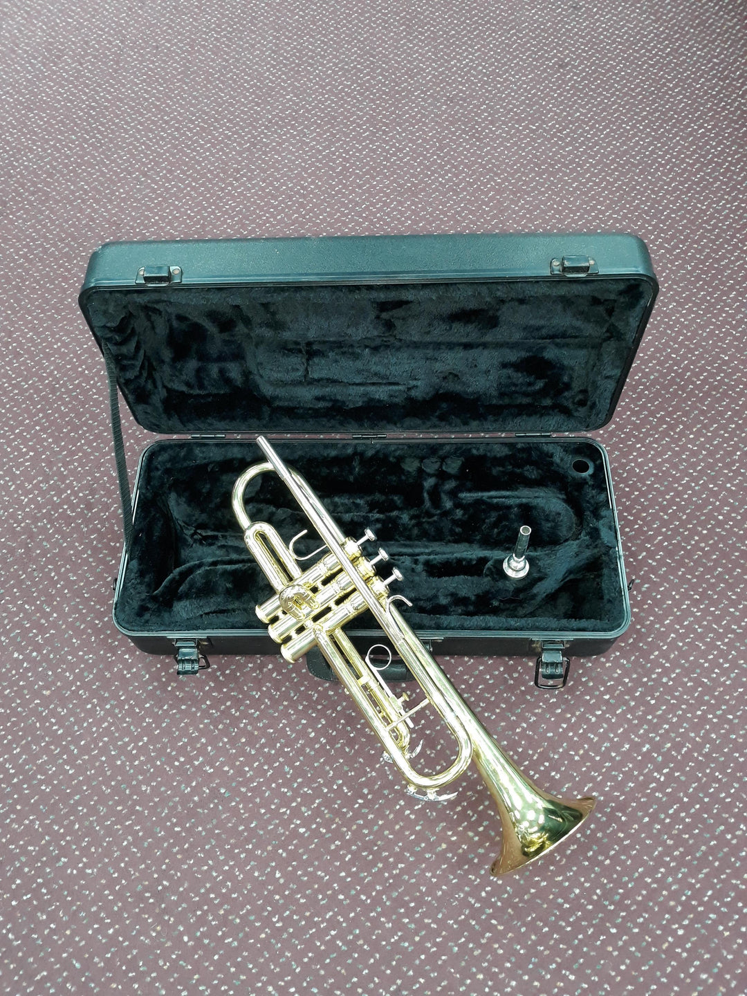 Used King Model 601 Bb Brass Trumpet