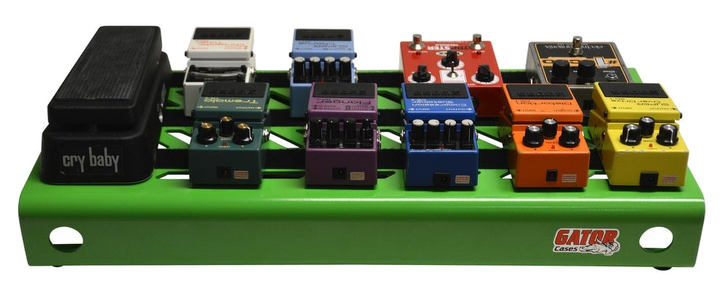 Gator Large Aluminum Pedalboard With Carry Bag - Screamer Green 6