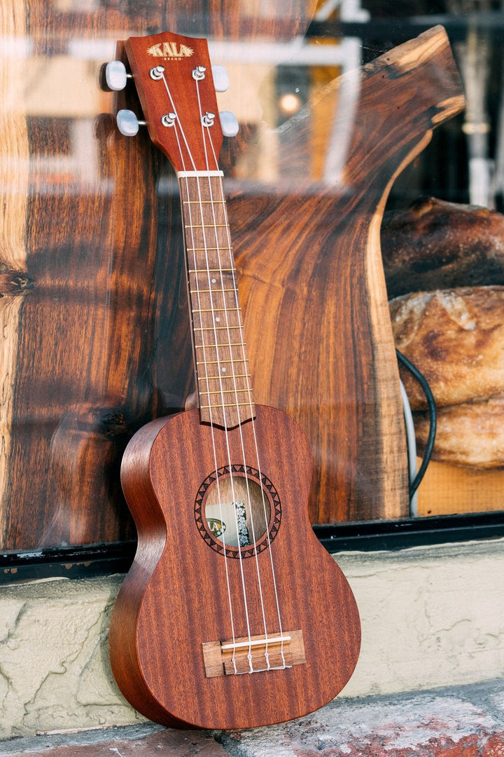 Kala KA-15S Mahogany Soprano Ukulele 6