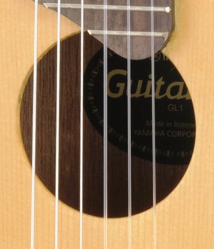 Yamaha GL-1 Guitalele 6-String Ukulele - Natural