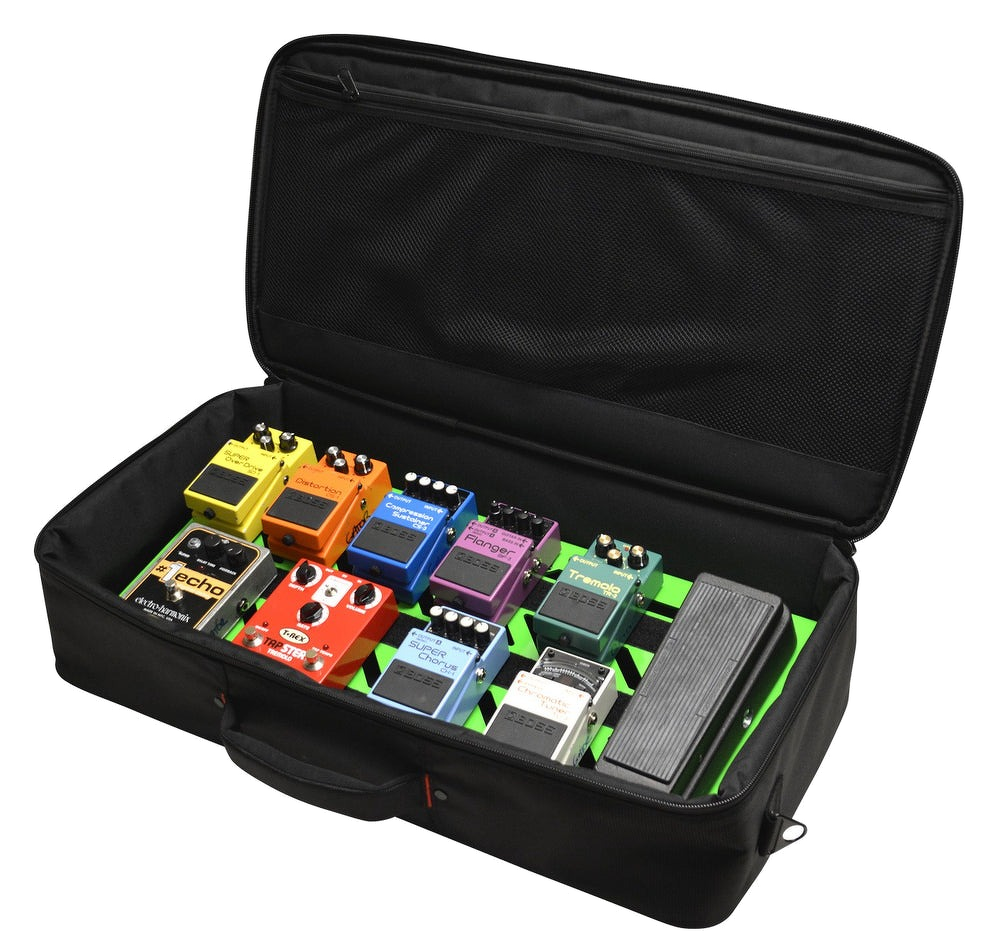 Gator Large Aluminum Pedalboard With Carry Bag - Screamer Green 5