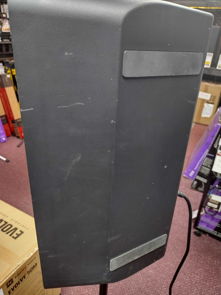 Mackie ShowBox Battery Powered All-In-One Performance Rig - With Breakaway Mix Control (B-Stock)