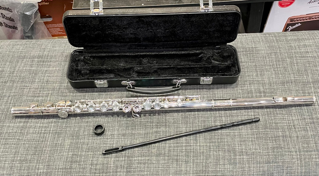 Used RS Berkeley F102 Entry Level Flute - Silver Plated