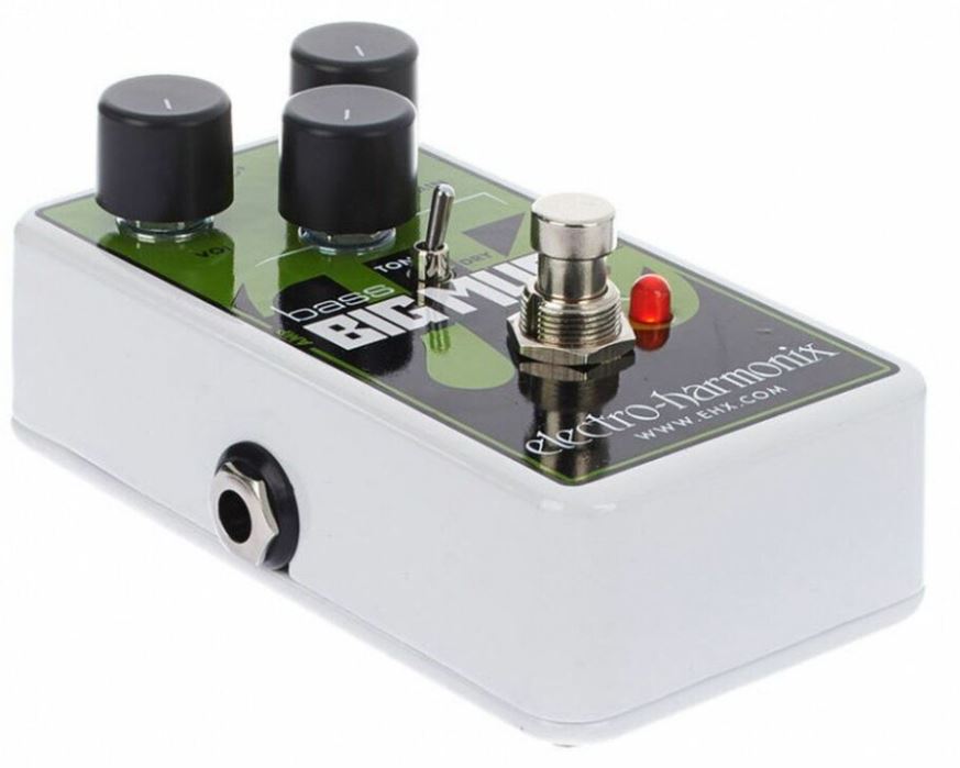 Electro Harmonix Nano Bass Big Muff Pi Distortion/Sustainer