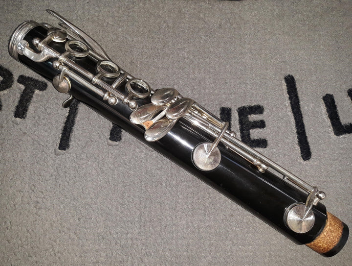 Used Yamaha YCL-24II Bb Resonite Clarinet - With Original Case and Mouthpiece