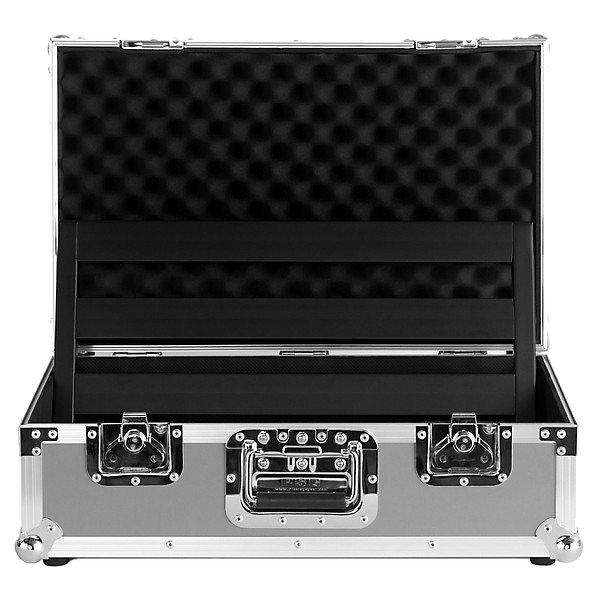 Pedaltrain Classic 1 Pedalboard - With Tour Case and Accessories 2