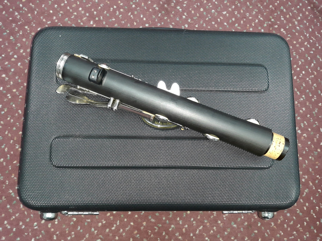 Used Palatino WI-801-C ABS Resin Bb Clarinet - With Case and Mouthpiece