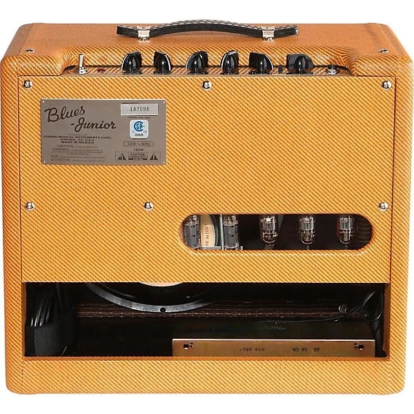 Fender Blues Junior 15-Watt Tube Tweed Combo Guitar Amp 3