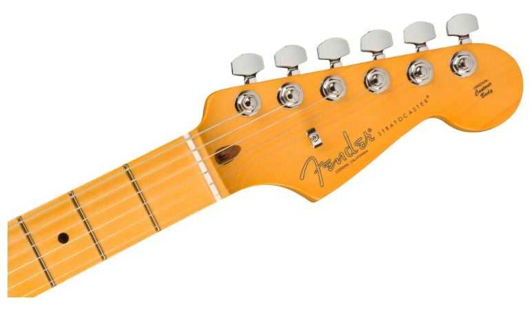 Fender American Pro II Stratocaster MN Miami Blue with Case