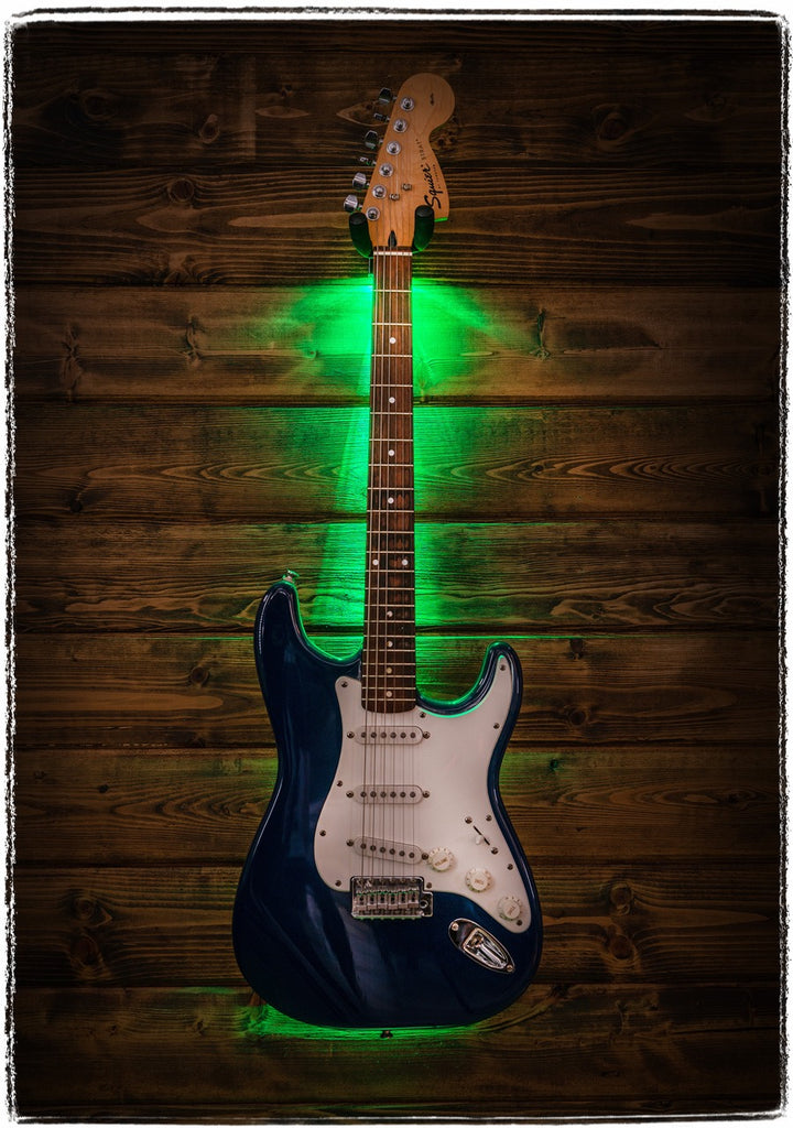 MuzicLight MZW104 Guitar Wall Hanger | Backlit - Green