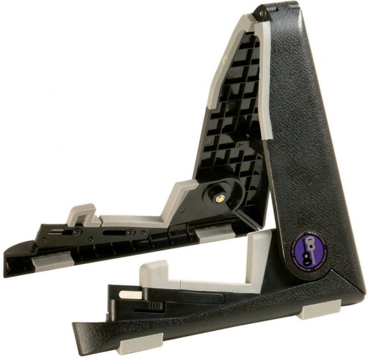 Onstage UPK1000 Soprano Ukulele Accessory Bundle