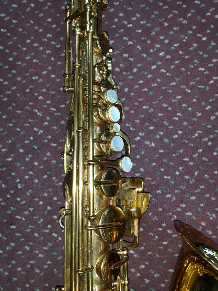 Used Buescher Aristocrat Big "B" Series II Brass Lacquer Alto Saxophone