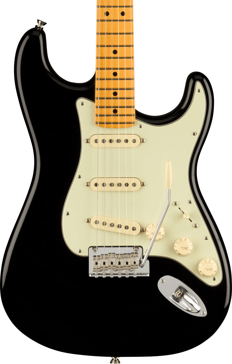 Fender American Professional II Stratocaster with Case (Maple/Black)