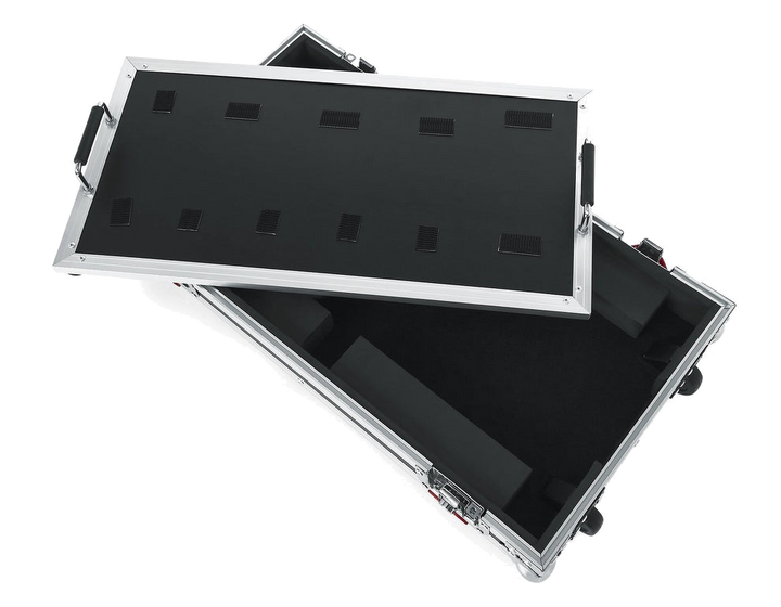 Gator G-Tour Guitar Pedal Board - Large With Wheels 4